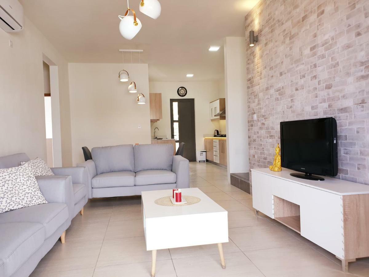 Westwood Luxury Penthouse With Private Roof Top Ref 15847 Flic en Flac Экстерьер фото
